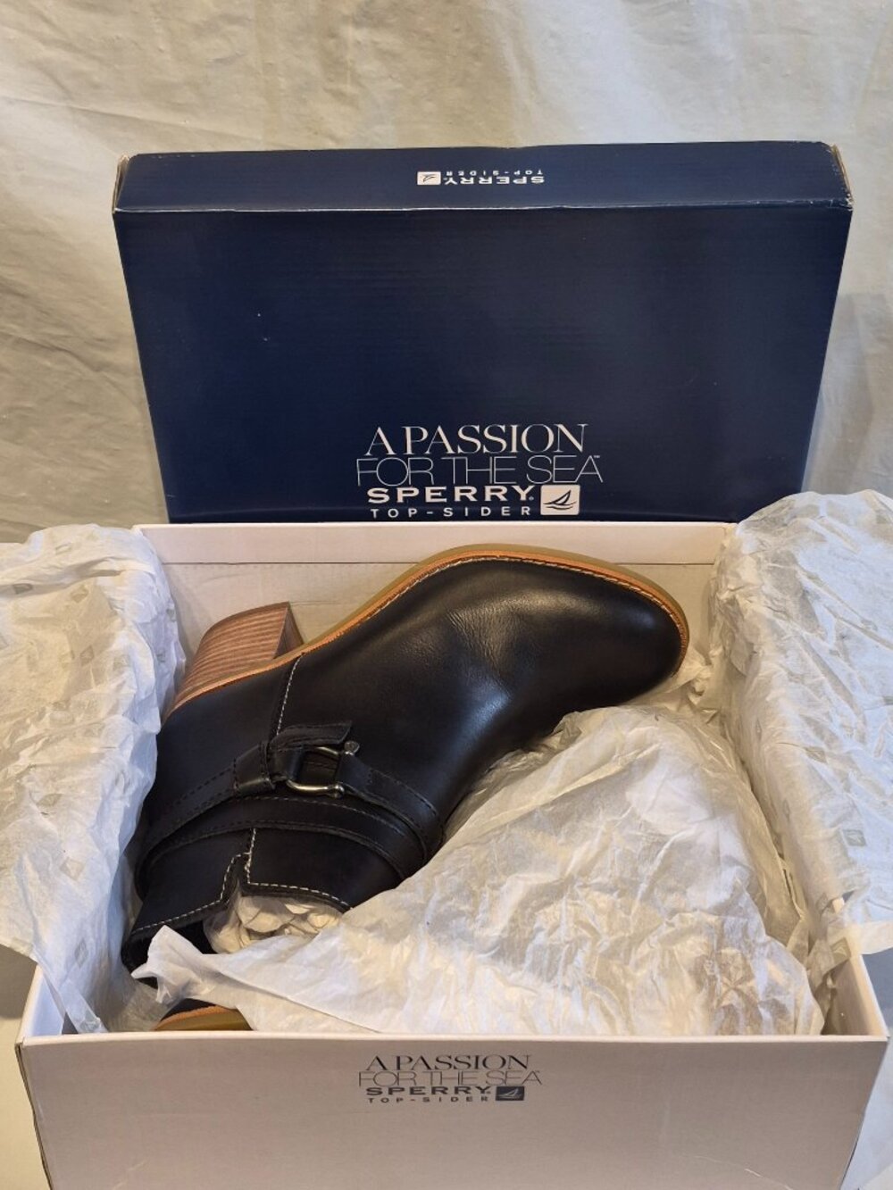 New In Box sz 7M Sperry Top-Sider Black Onyx Chelton Leather Booties - Picture 2 of 10